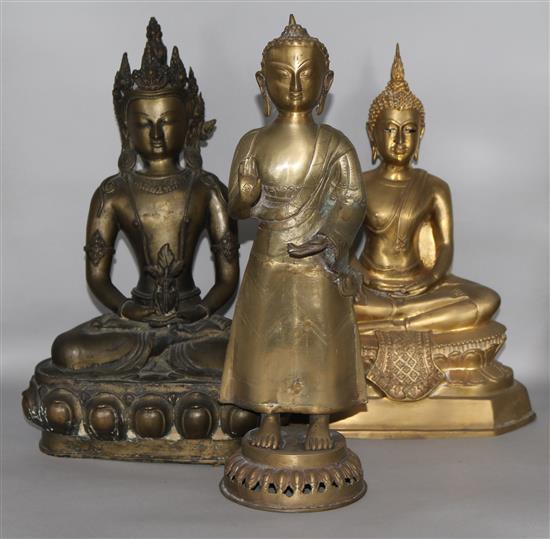 A group of assorted Chinese bronze Buddha